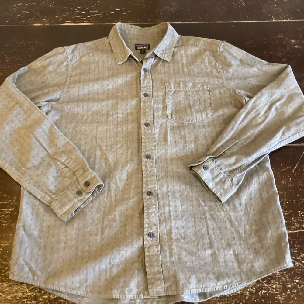 Patagonia Button Up Shirt Men's Large Long Sleeve Gray Organic Cotton outdoor